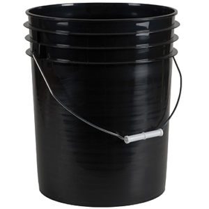 Bucket with Handle